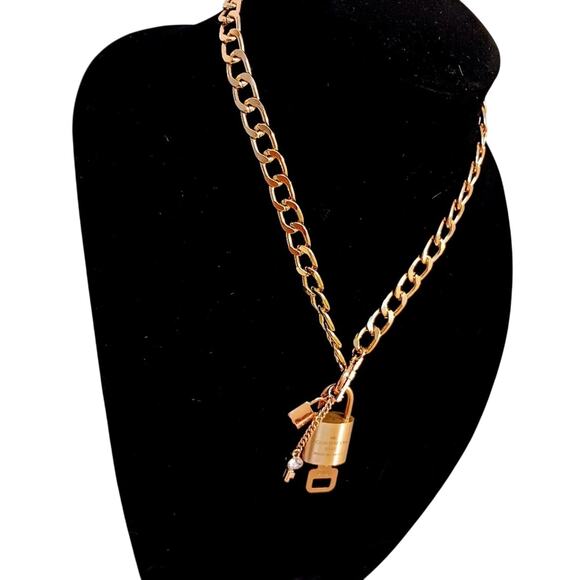 Authentic Louis Vuitton Padlock Lock Key Necklace #318 Necklace Charms Preppy - Picture 6 of 13
